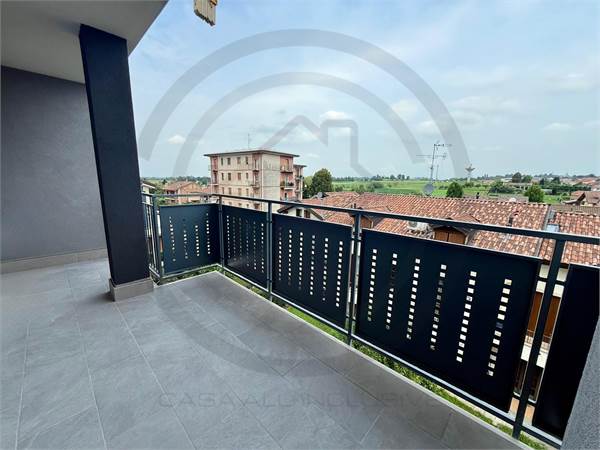 SPLENDIDO E NUOVISSIMO DUPLEX CON TERRAZZO